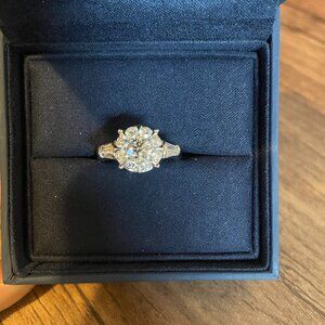 Round Brilliant & Baguette 1.68 ctw VS2 Clarity, I Color Diamond Platinum Ring